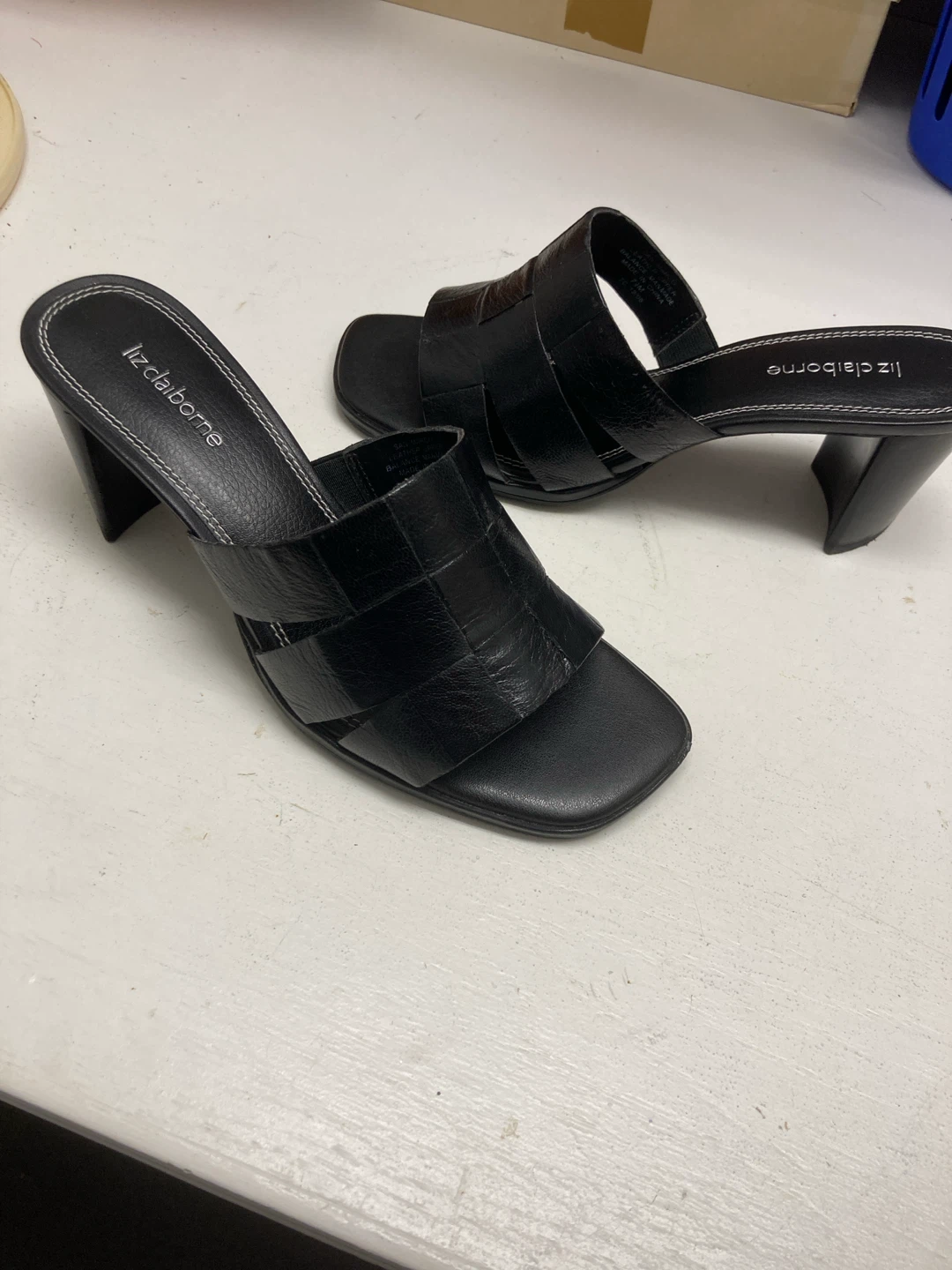 Women’s shoes