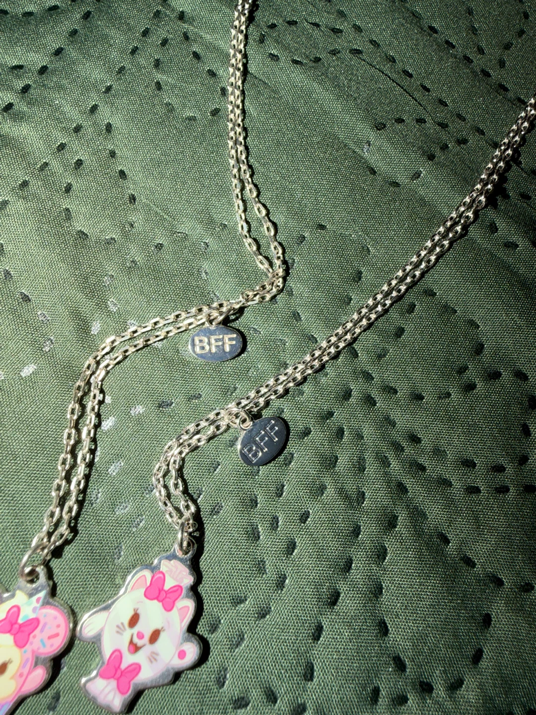 Set of 2 BFF Necklaces with Charms - photo 3