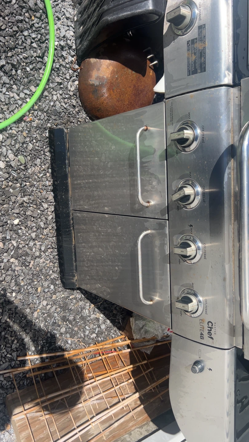 Chef Elite 4B BBQ Grill with Propane Tank - photo 2