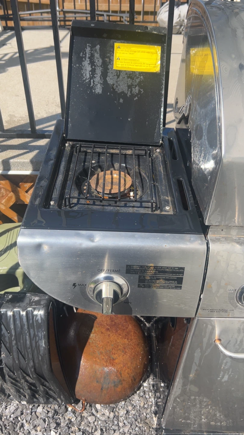 Chef Elite 4B BBQ Grill with Propane Tank - photo 4