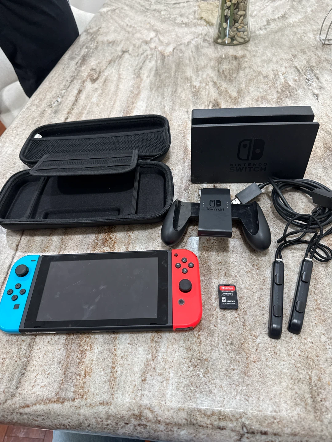 Nintendo Switch Console with Assassin's Creed: Remastered Game - photo 4