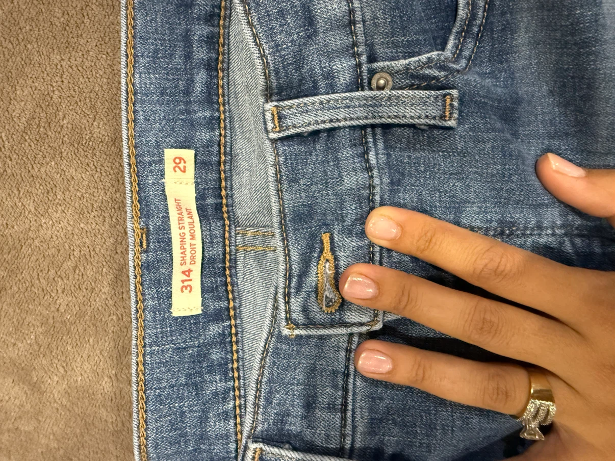 CLOSET CLEANING 5 bottoms for $50 - photo 4