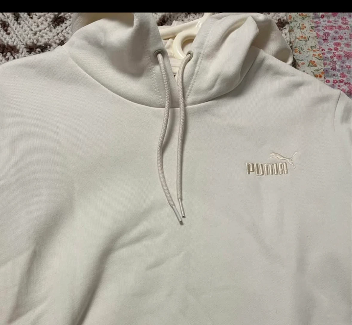 Puma Cream Hoodie size medium
