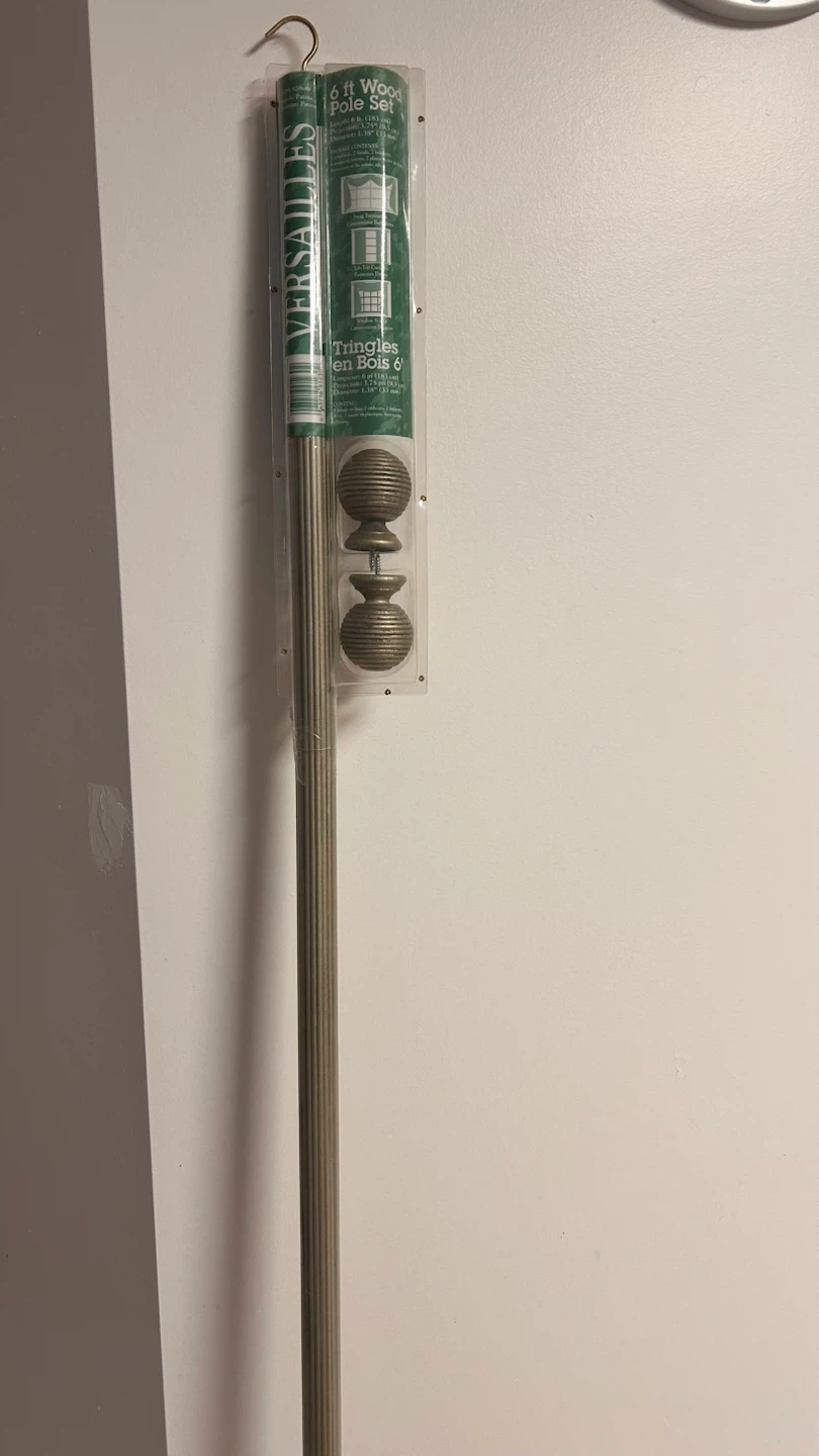 Versailles 6 ft Wood Pole Set - photo 2