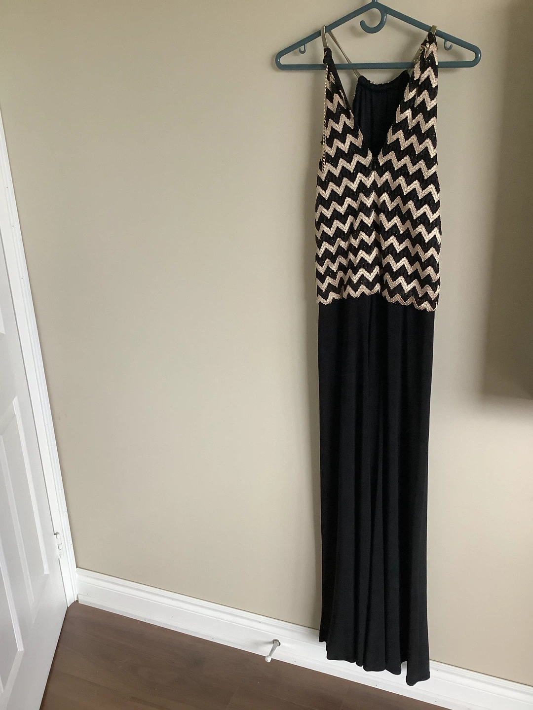 Black and Gold jumpsuit - photo 2