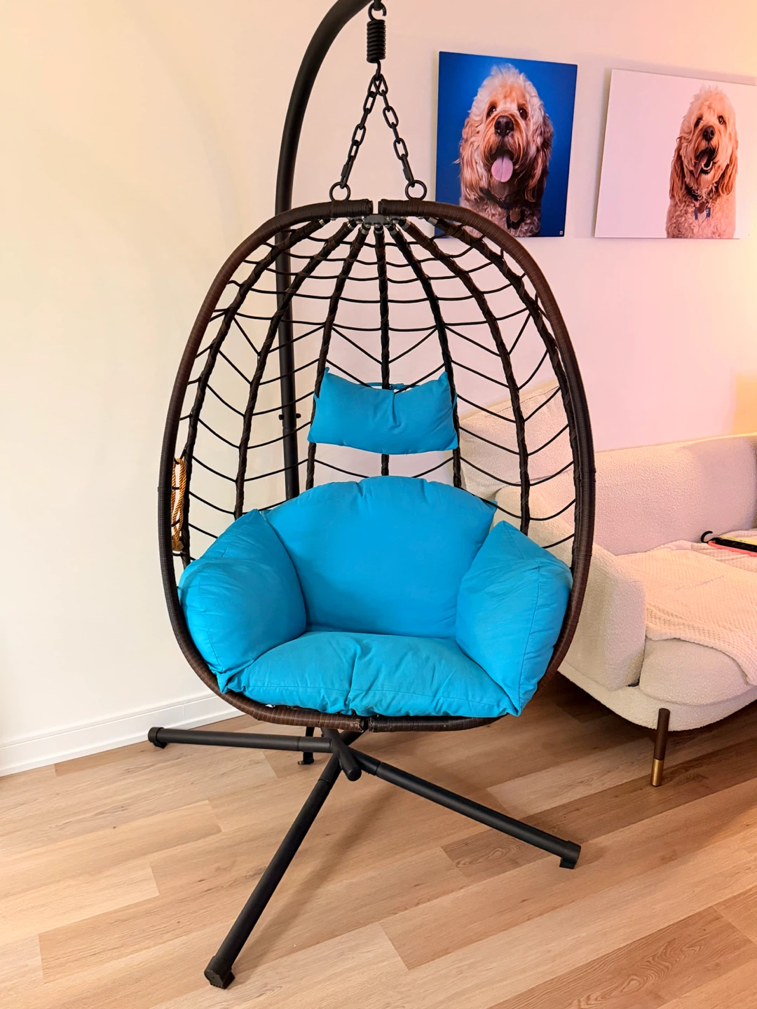 Patio/Balcony Hanging Egg Chair – Like New