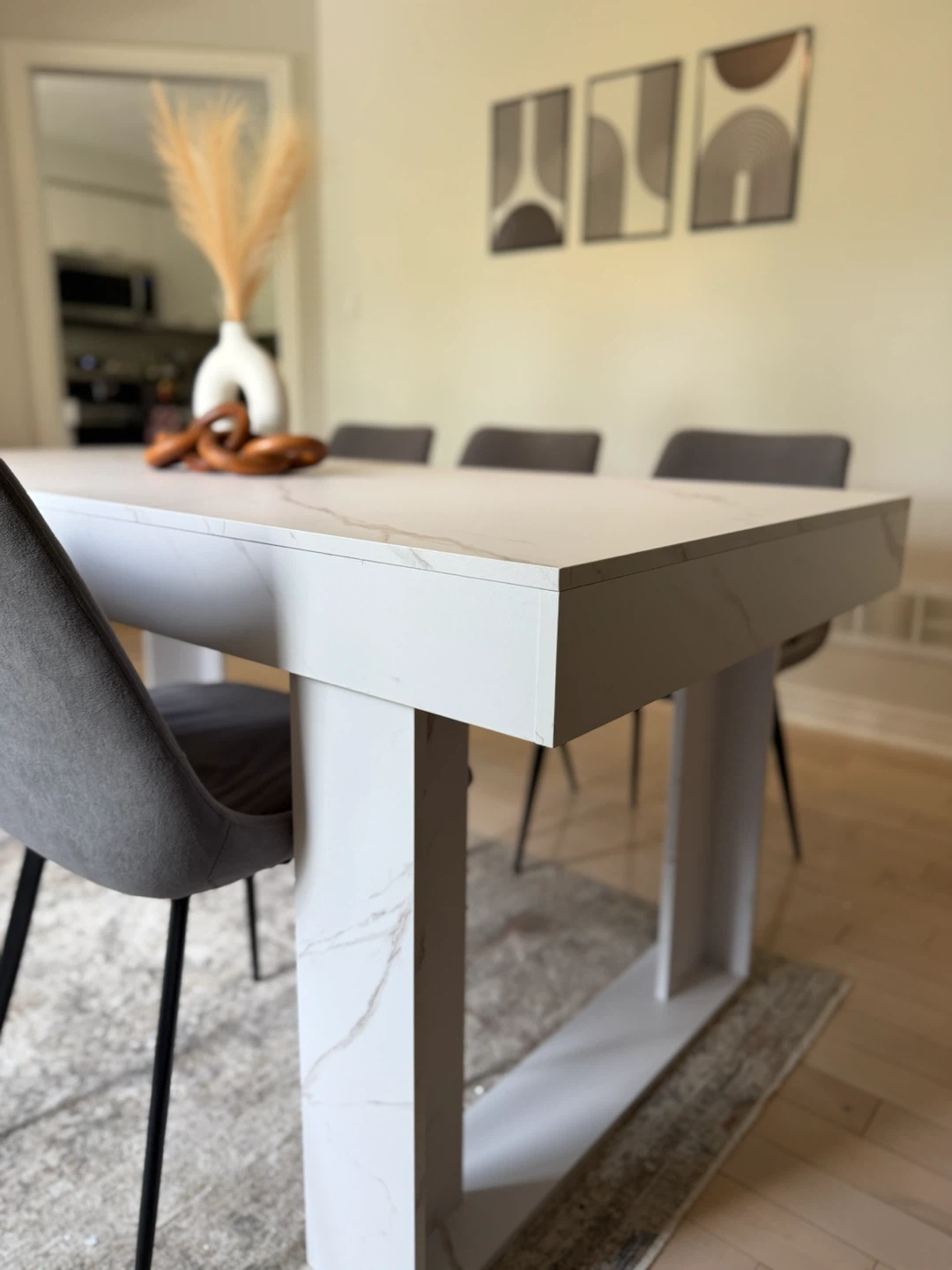 STHOUYN Extendable Dining Table – Brand New (Open Box)