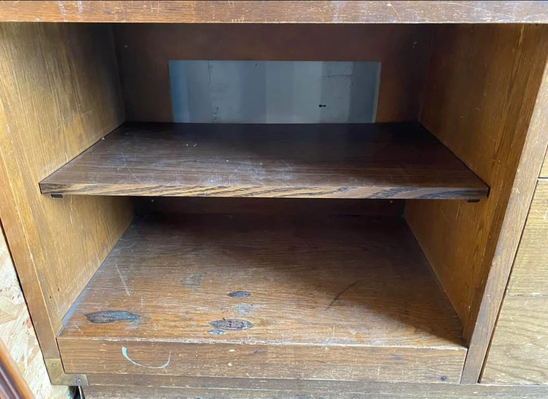 Wooden Dresser with 3 Drawers and Shelves - photo 3