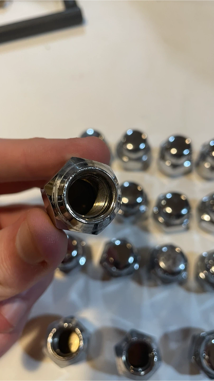 Set of 20 Chrome Lug Nuts - photo 2