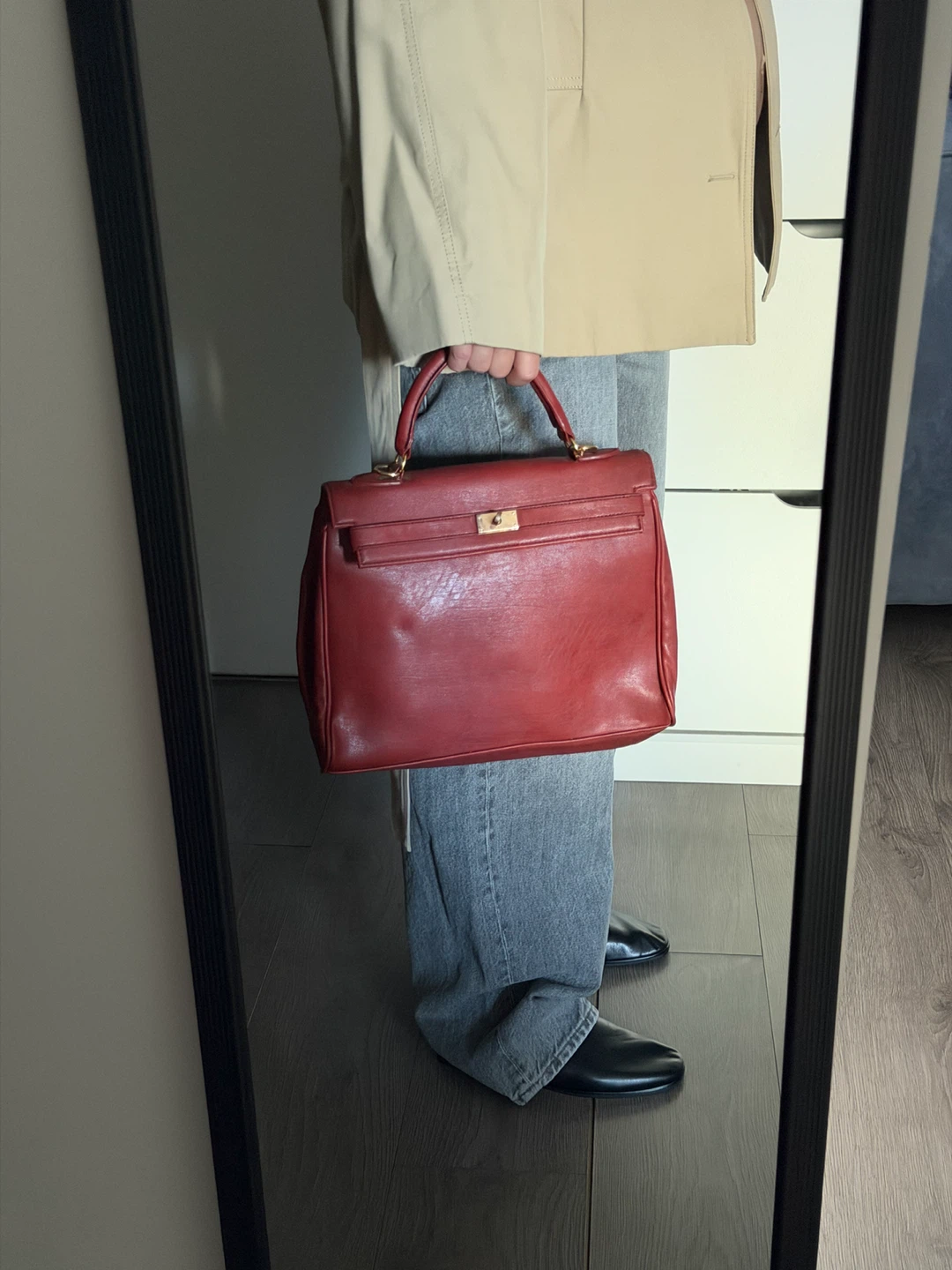 Vintage Red Leather Top Handle Handbag - photo 3