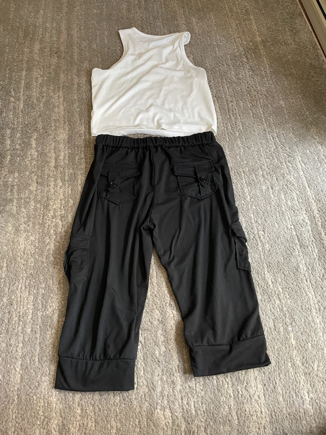 White mid length Tank Top & Black Cargo Capris Set - photo 3