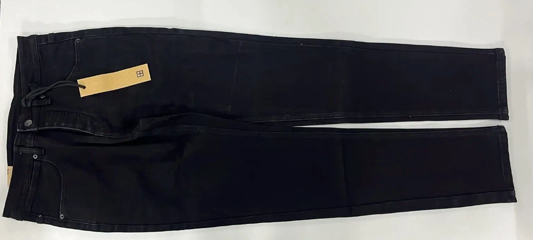 Kusbi all black jean