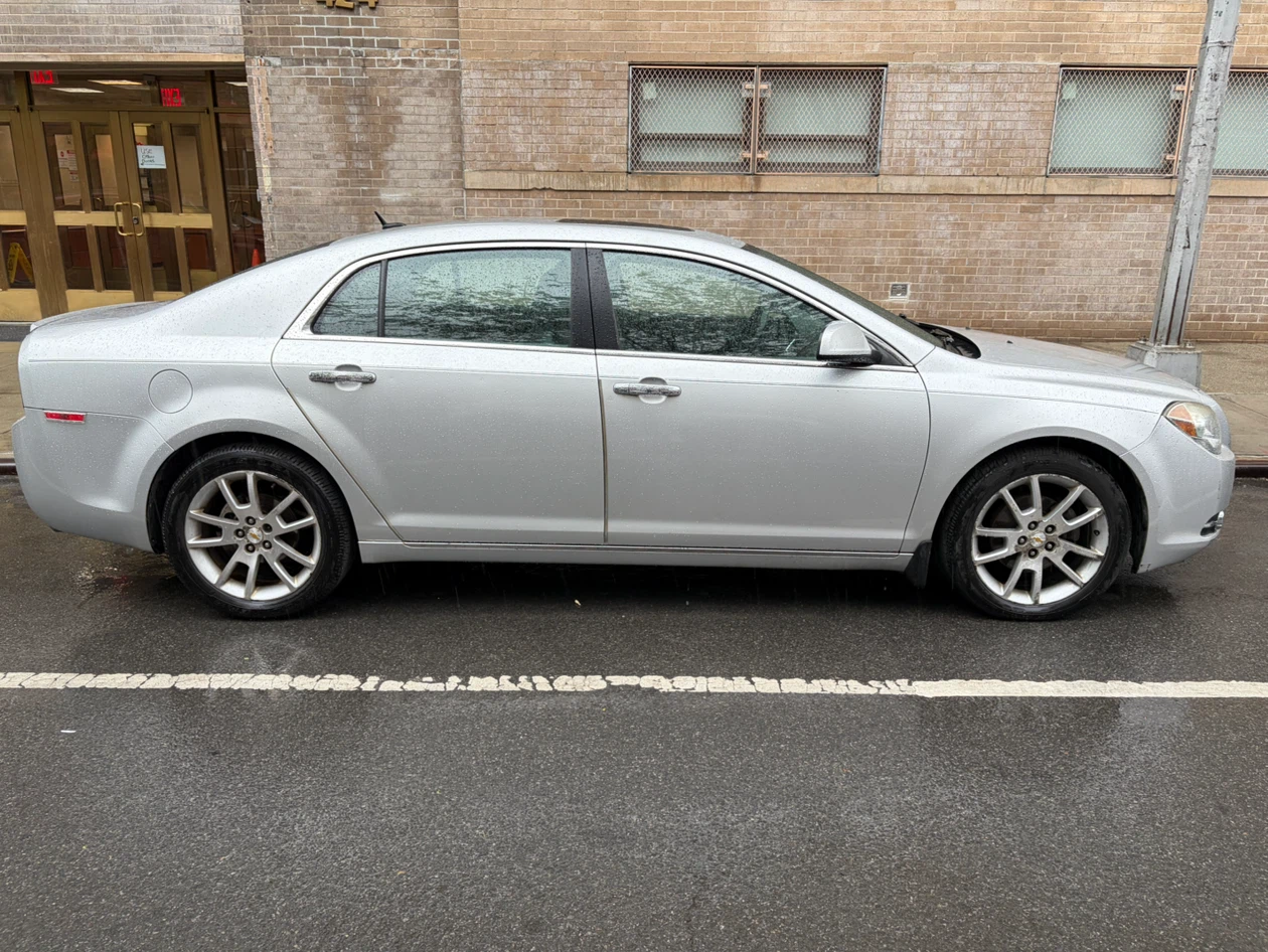 Silver Chevrolet Malibu Sedan LTZ - photo 3