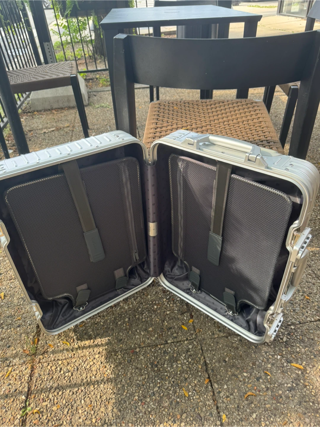 RIMOWA Silver Aluminum Carry-On Luggage - photo 3
