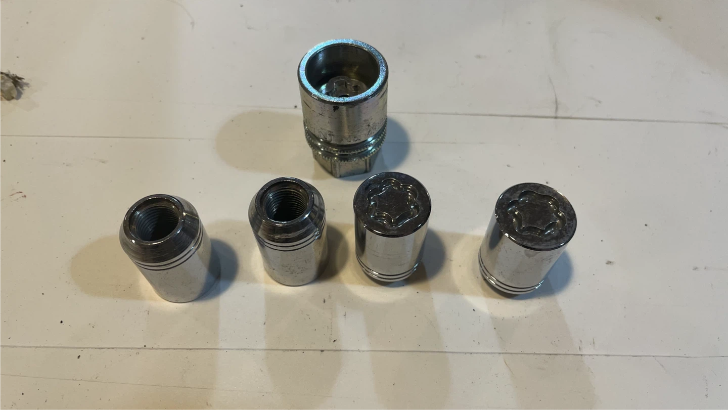 McGard Wheel Lock Set with Key