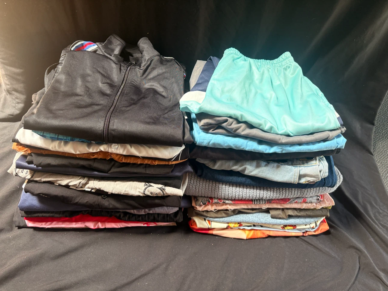 Bundle of Men's Clothing 37 pieces - photo 2