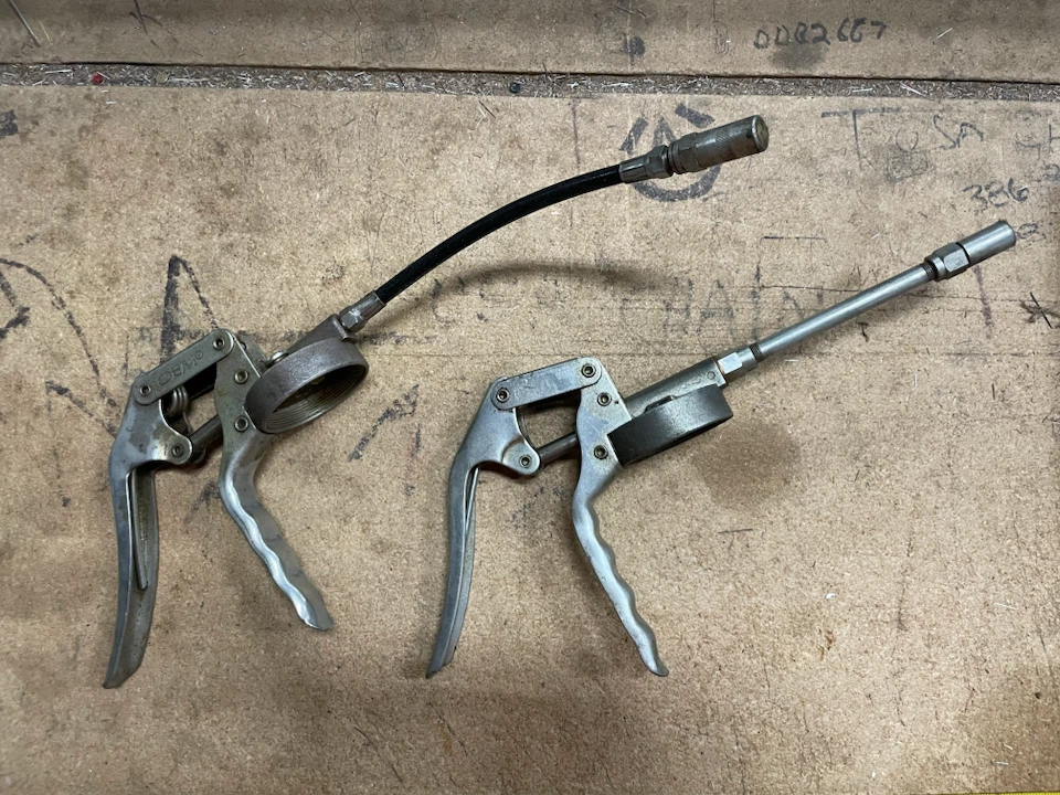 Grease Guns and Grease Cartridges - photo 4