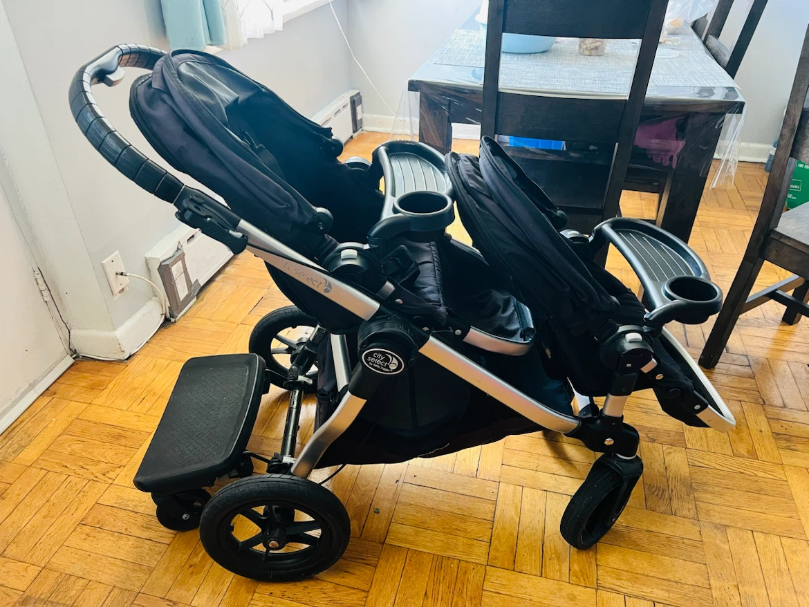 City Select Double Stroller w/ Glider and snack bars - photo 2