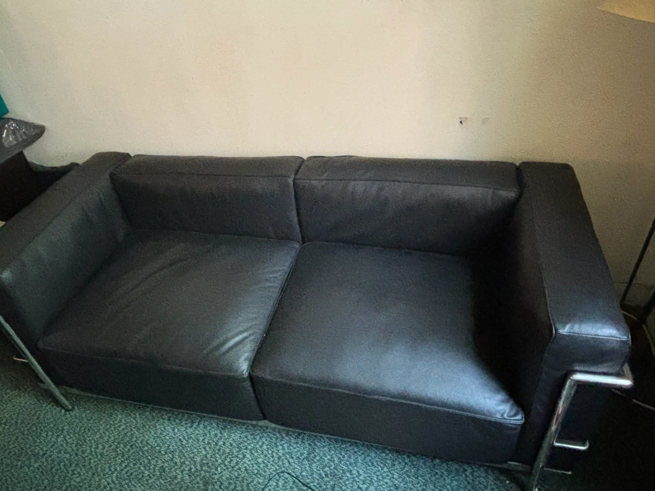 Le Corbusier  Black Leather Sofa - photo 2