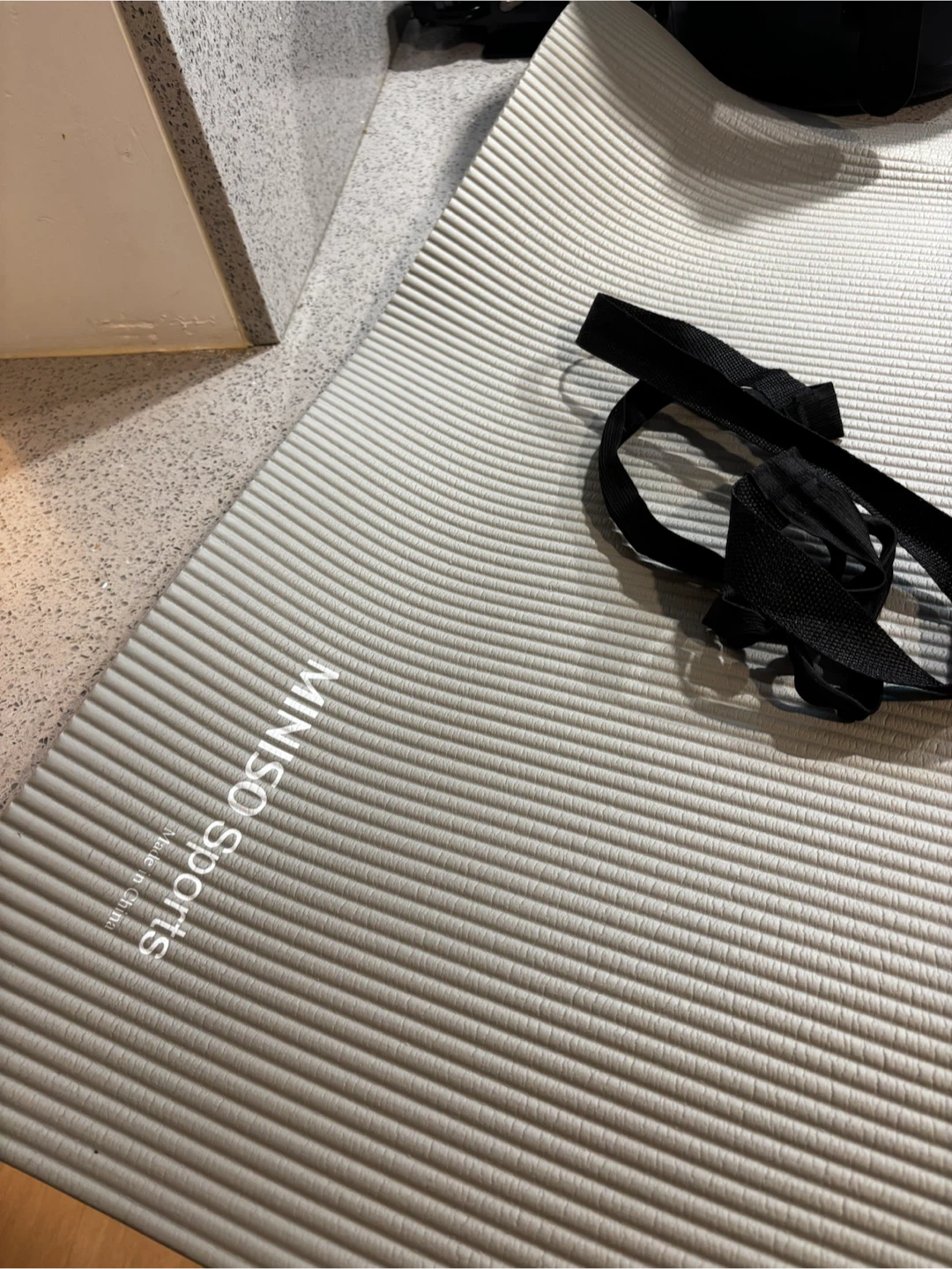 MINISO Sports Yoga Mat with Strap