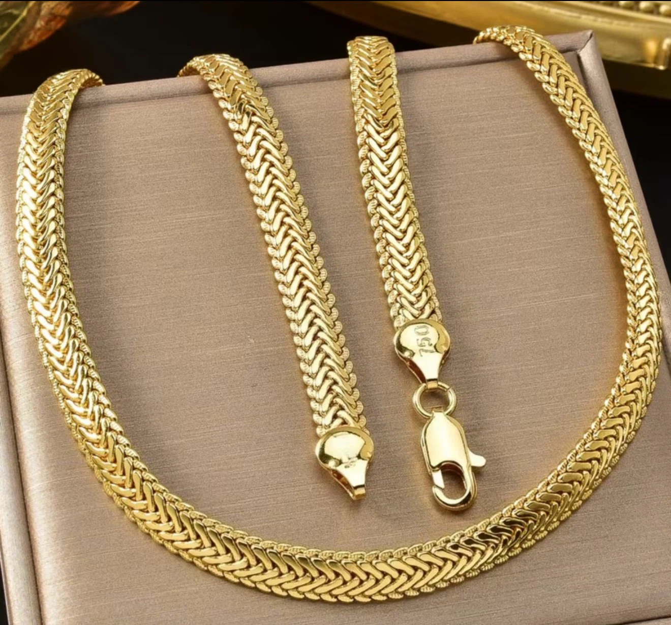 750k Stamp Gold Plated Chain Necklace