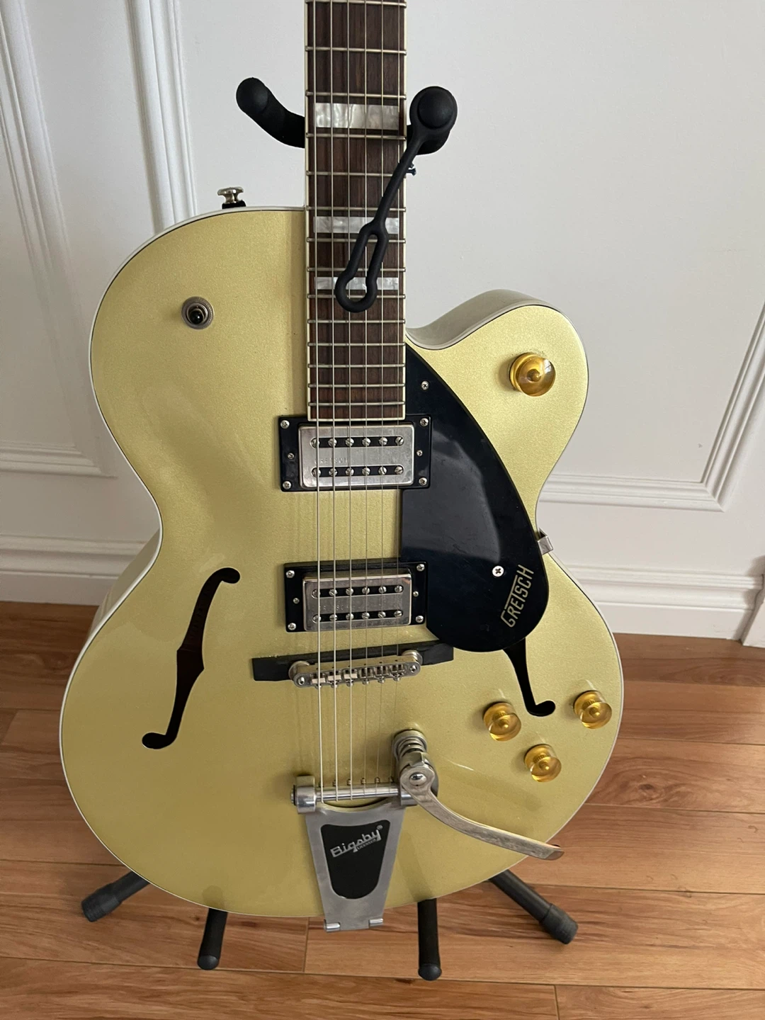 Gretsch Electric Hollow Body Guitar - Gold - photo 2