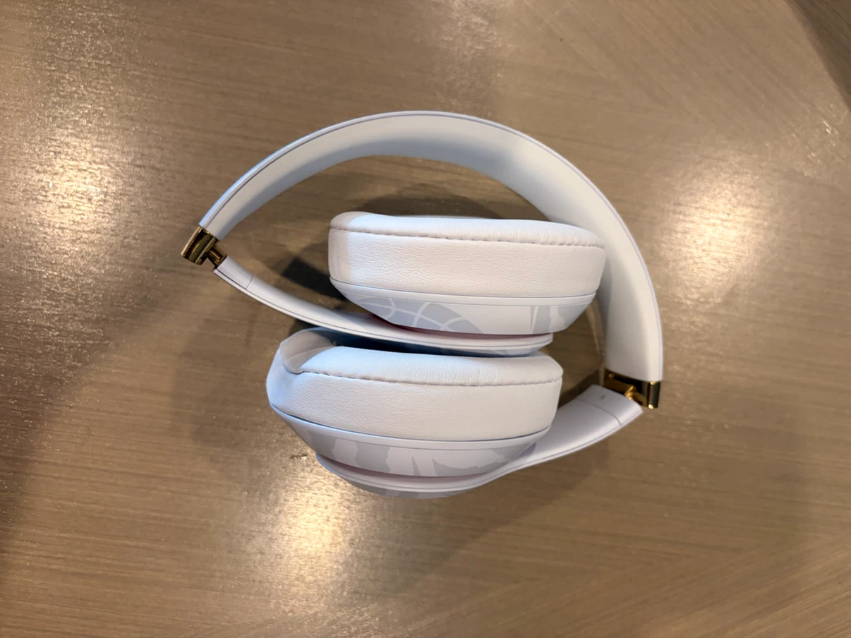 NBA X Beats Studio 3 Wireless Headphones - photo 4