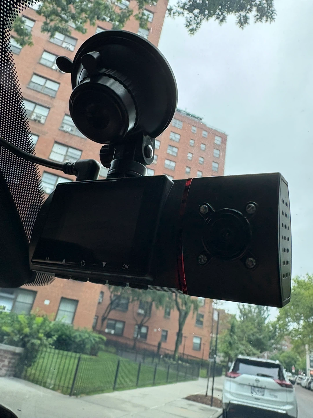 Car Dash Cam with Suction Cup Mount