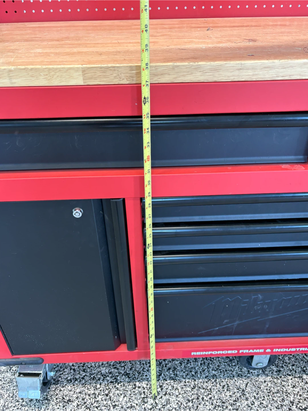 Milwaukee tool chest - photo 3