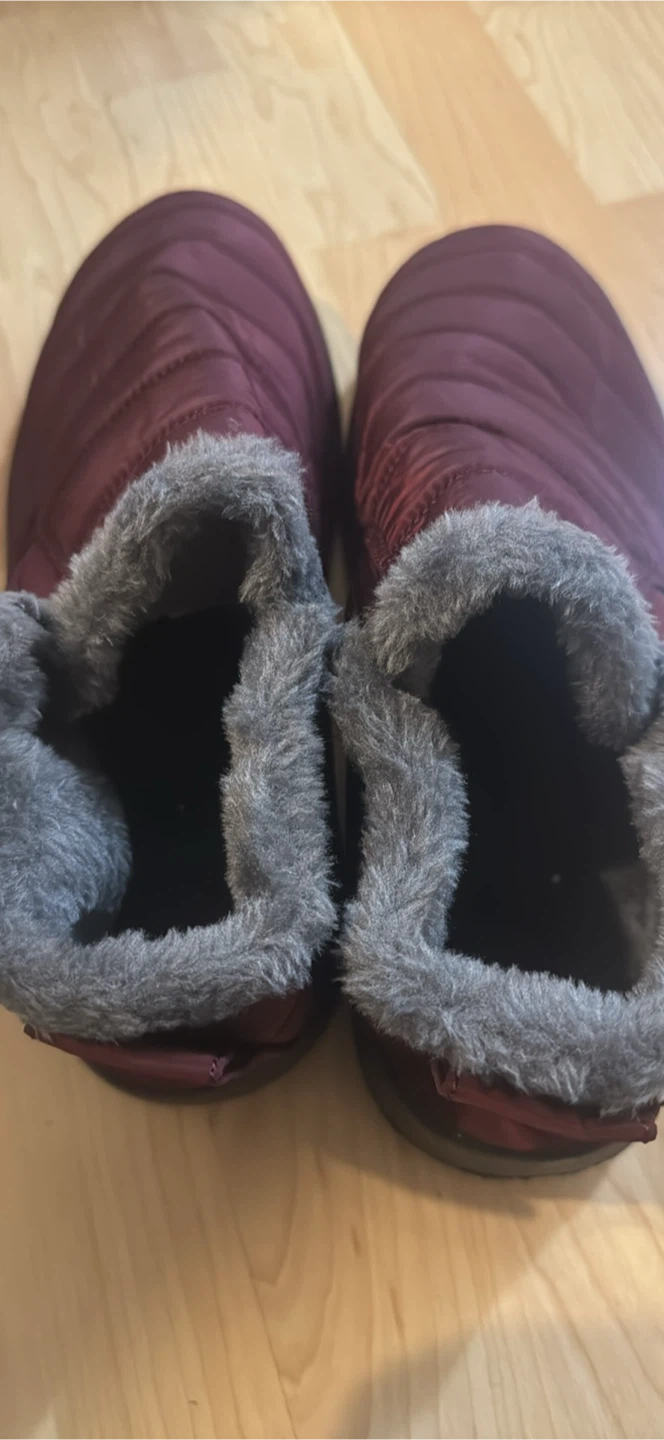 New Casual Winter Shoes Faux Fur Lined Size 10.5-11. Unisex - photo 2