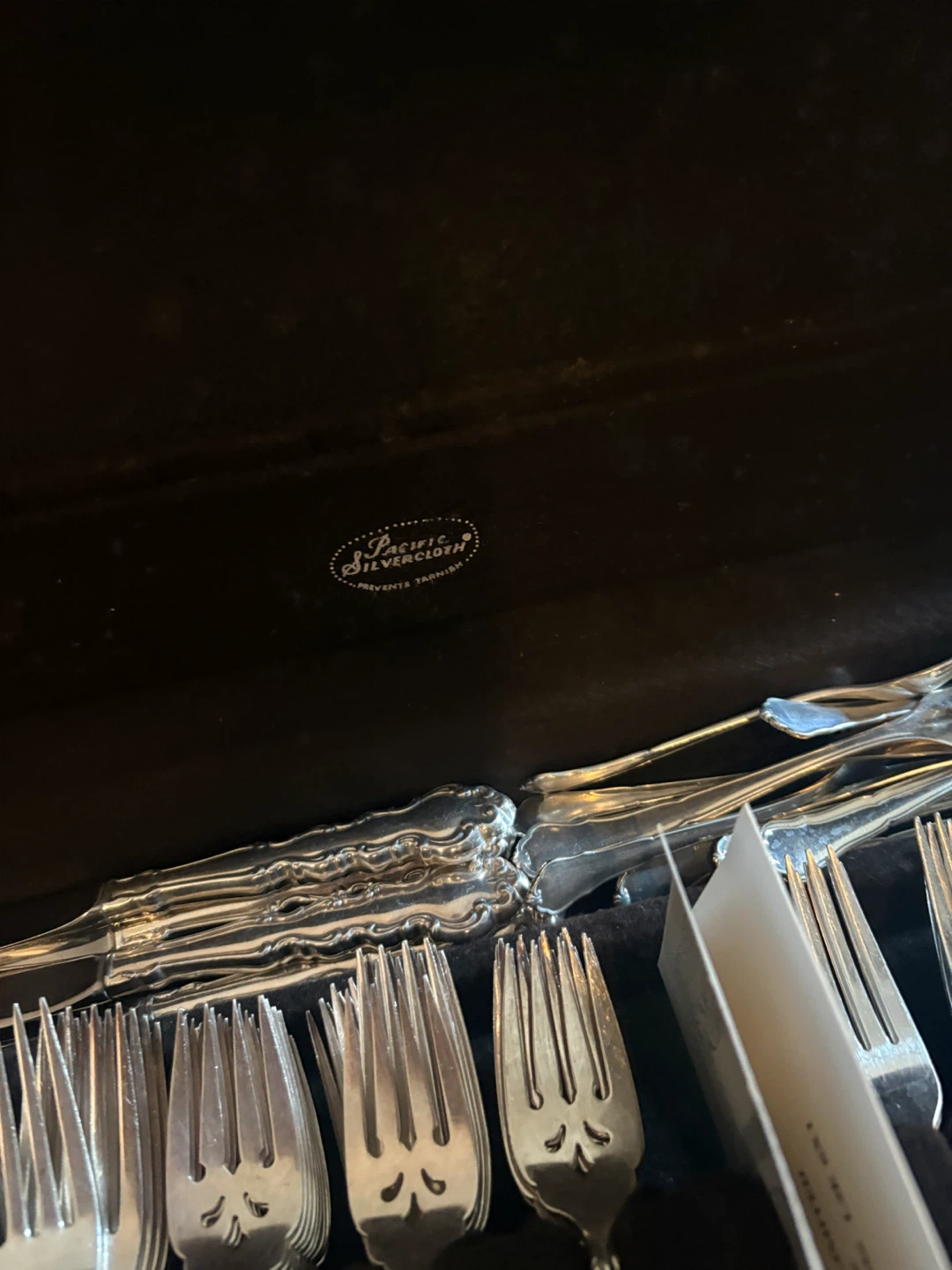 Oneida Fine Silverplate Cutlery Set in Wooden Box - photo 2