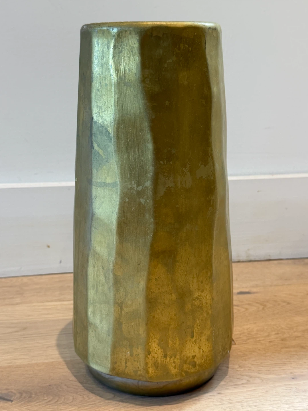 Gold Textured Vase - photo 2