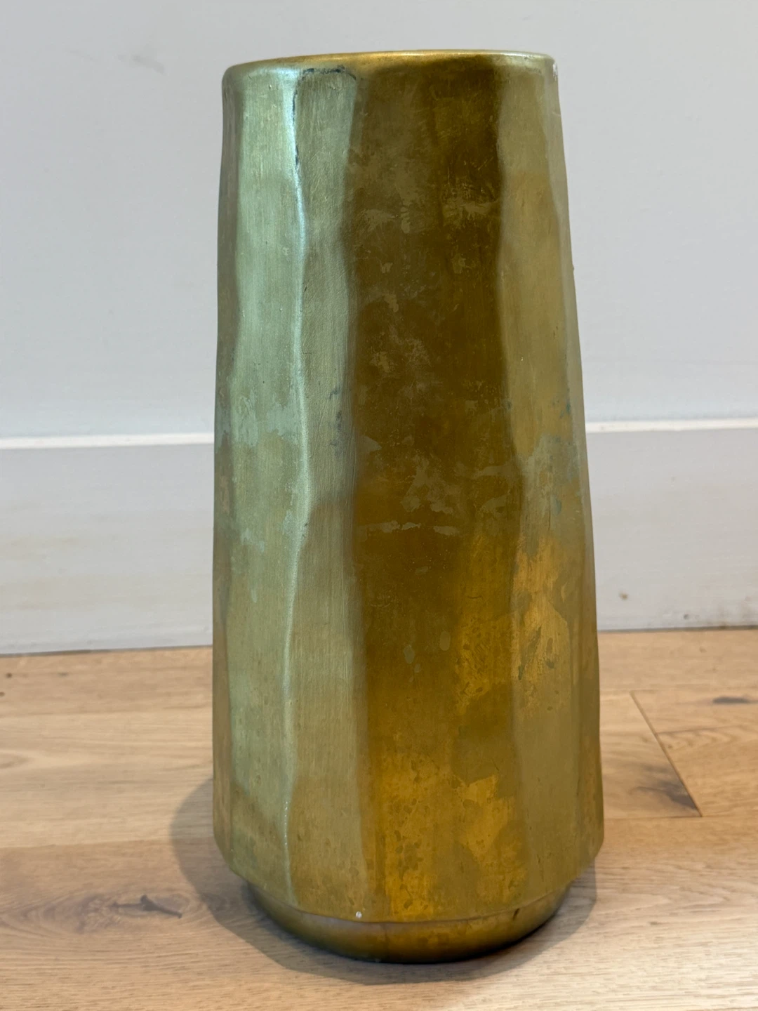 Gold Textured Vase - photo 3