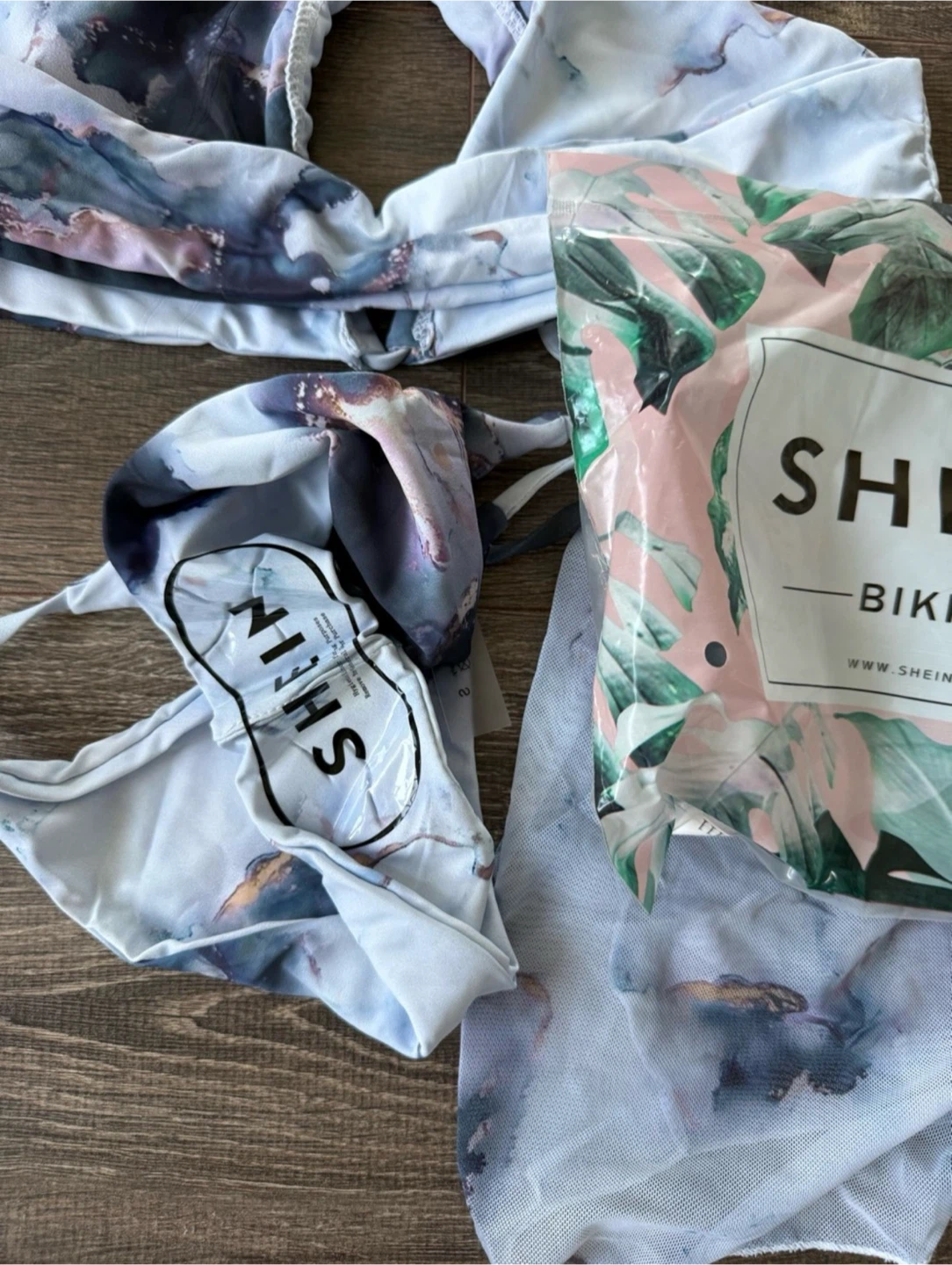 Brand new 3-Piece Swimsuit Bikini with Cover-Up Skirt size small - photo 3