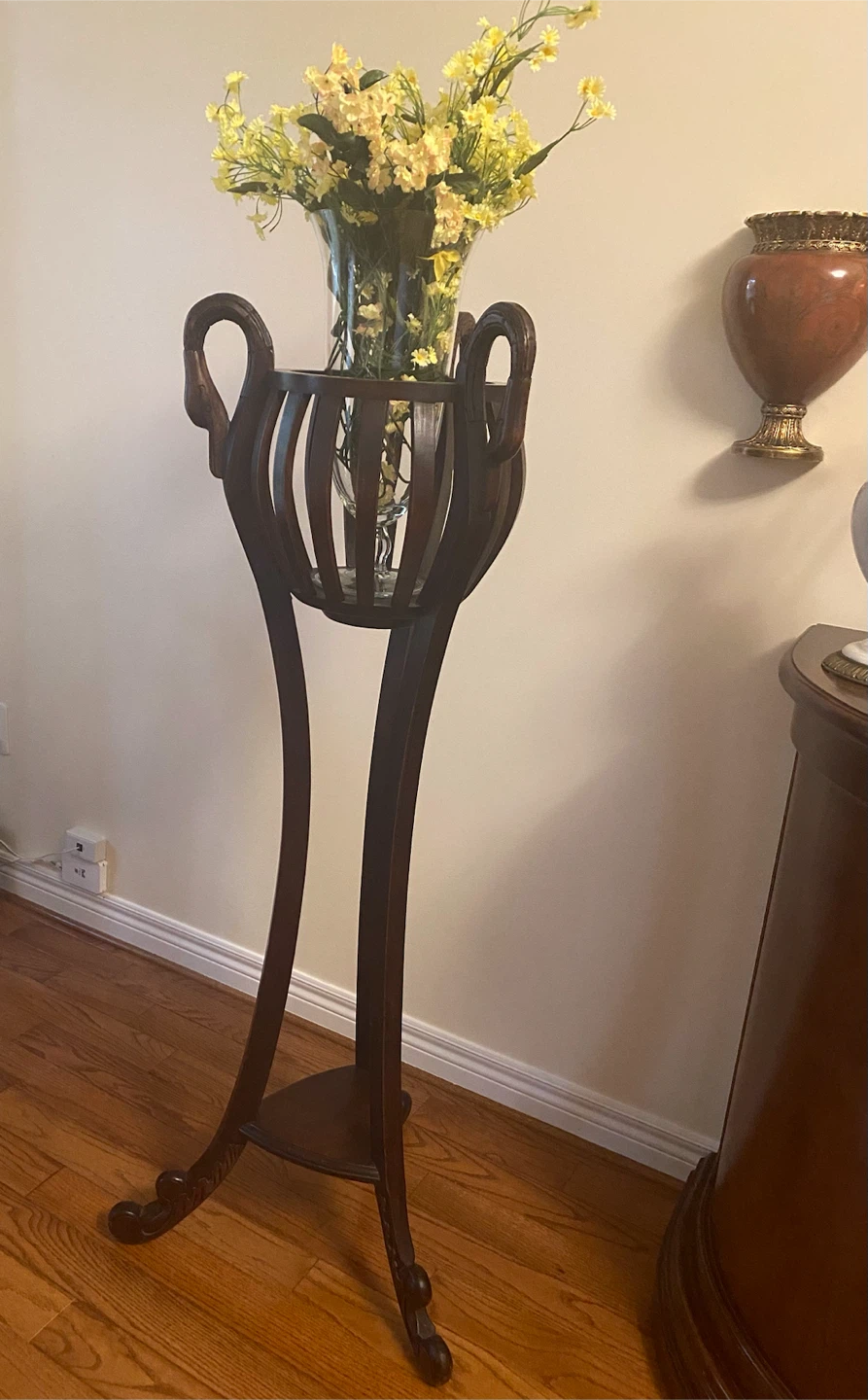 Wood Carved Swans Plant Stand