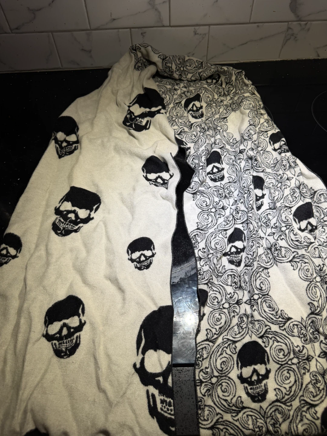 Reverse Print Skull Print Scarf
