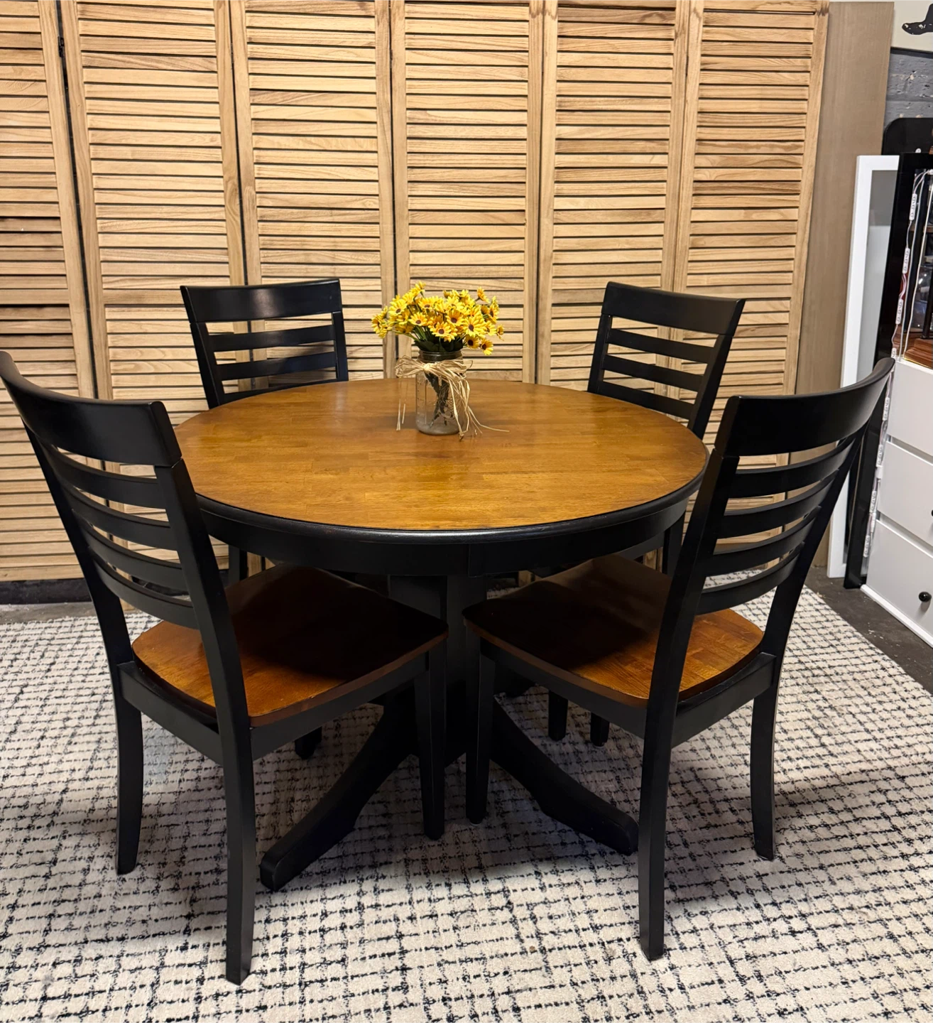 Round Dining Table Set