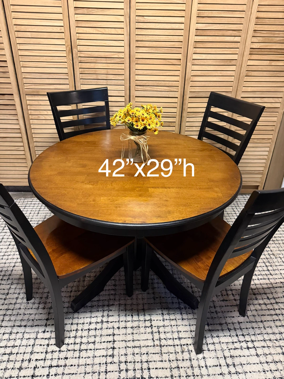 Round Dining Table Set - photo 3