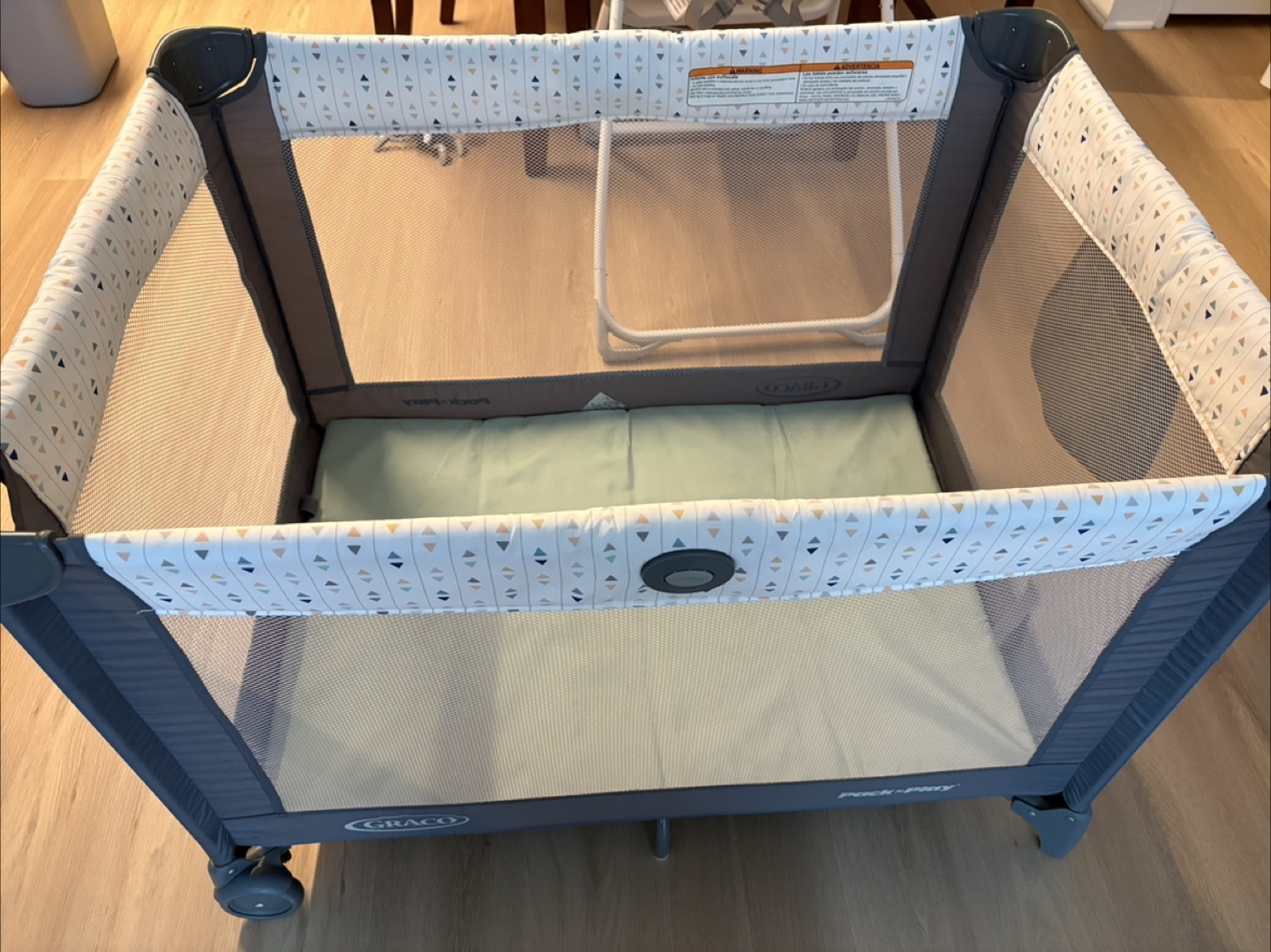 Graco Pack 'n Play Portable Playard - photo 2