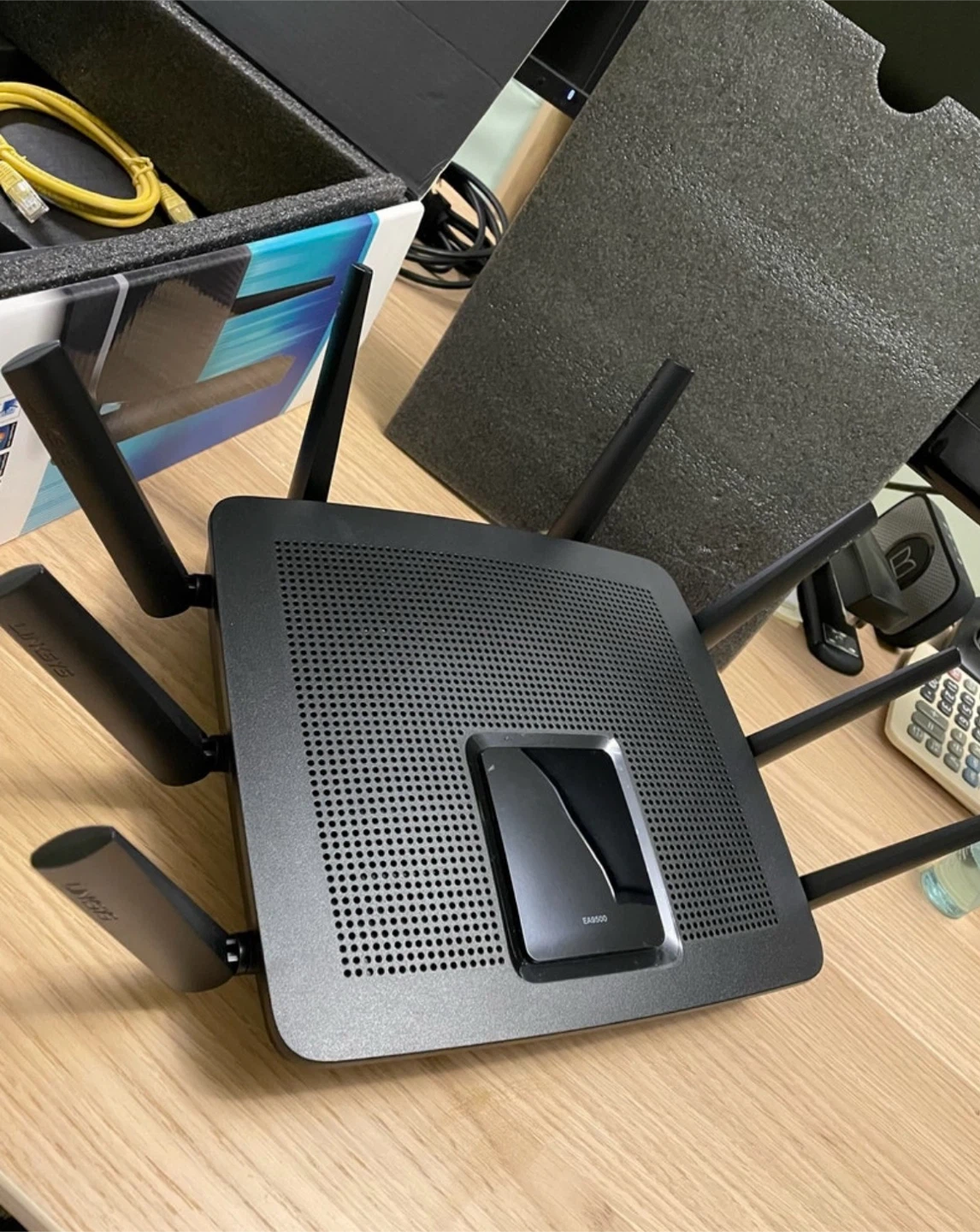 Linksys EA9500 Tri Band Wireless Router MU-MIMO (Max Stream) - photo 3