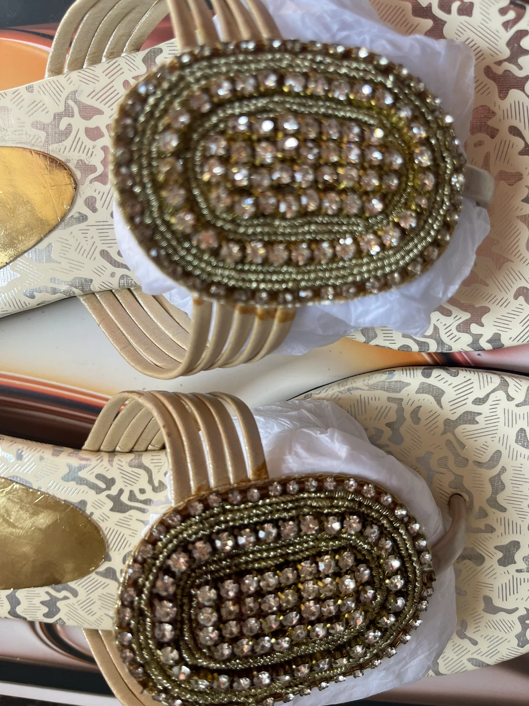 Women's Embellished Flip Flops size 7 - photo 5