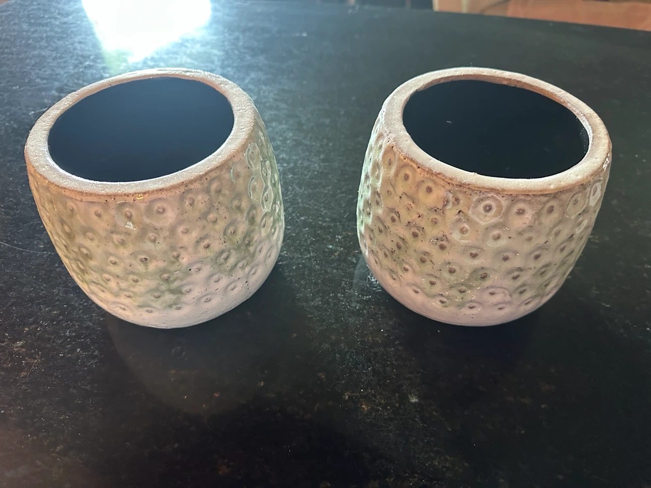 Hometrends 6 Inch Antique Dot Pot Green/Vert