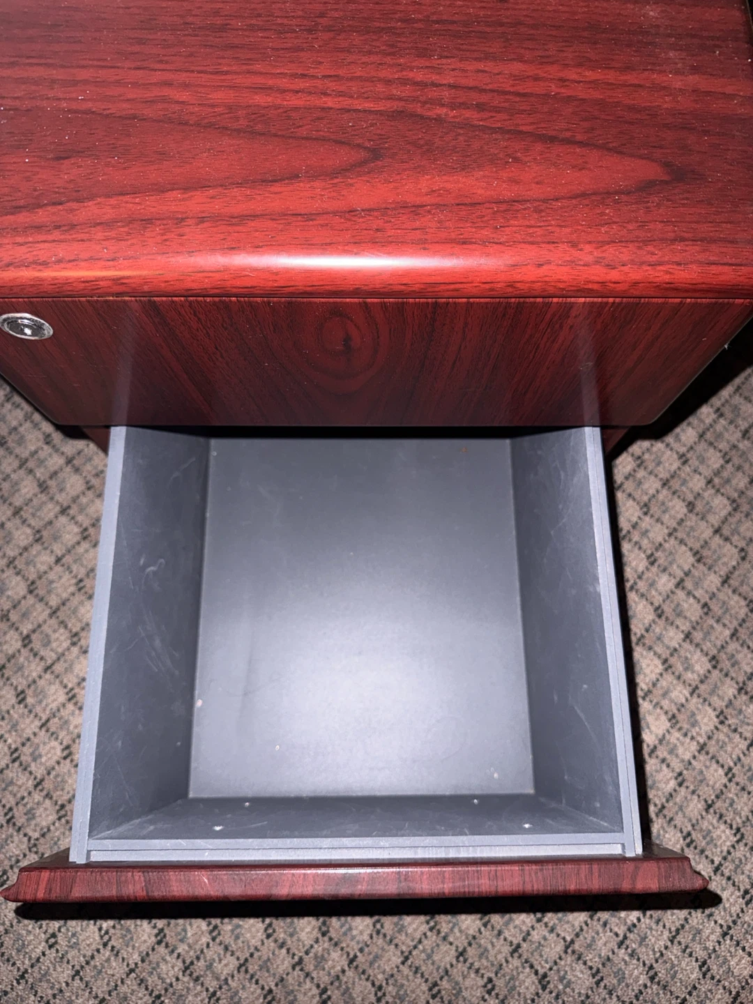 Wooden filing cabinet - photo 3