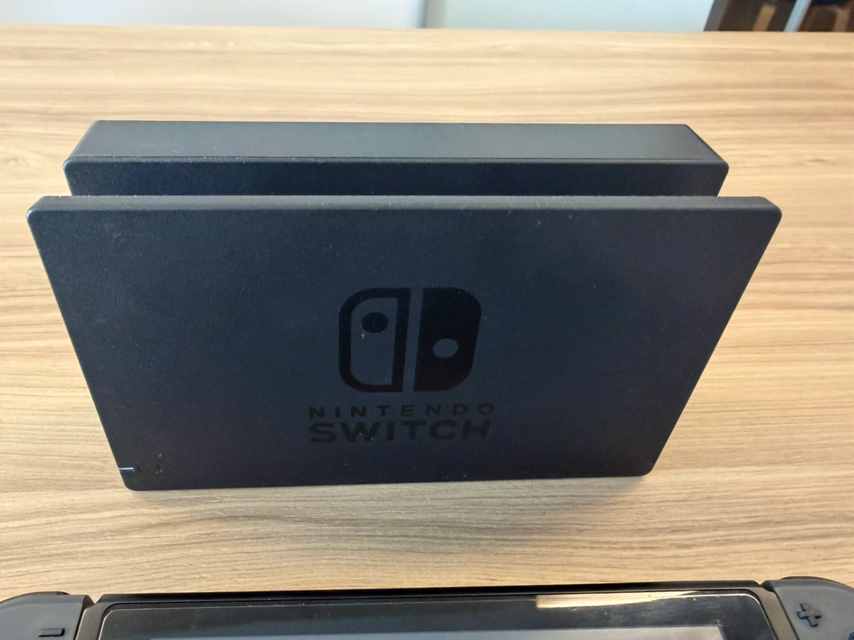 Nintendo Switch Console - photo 3