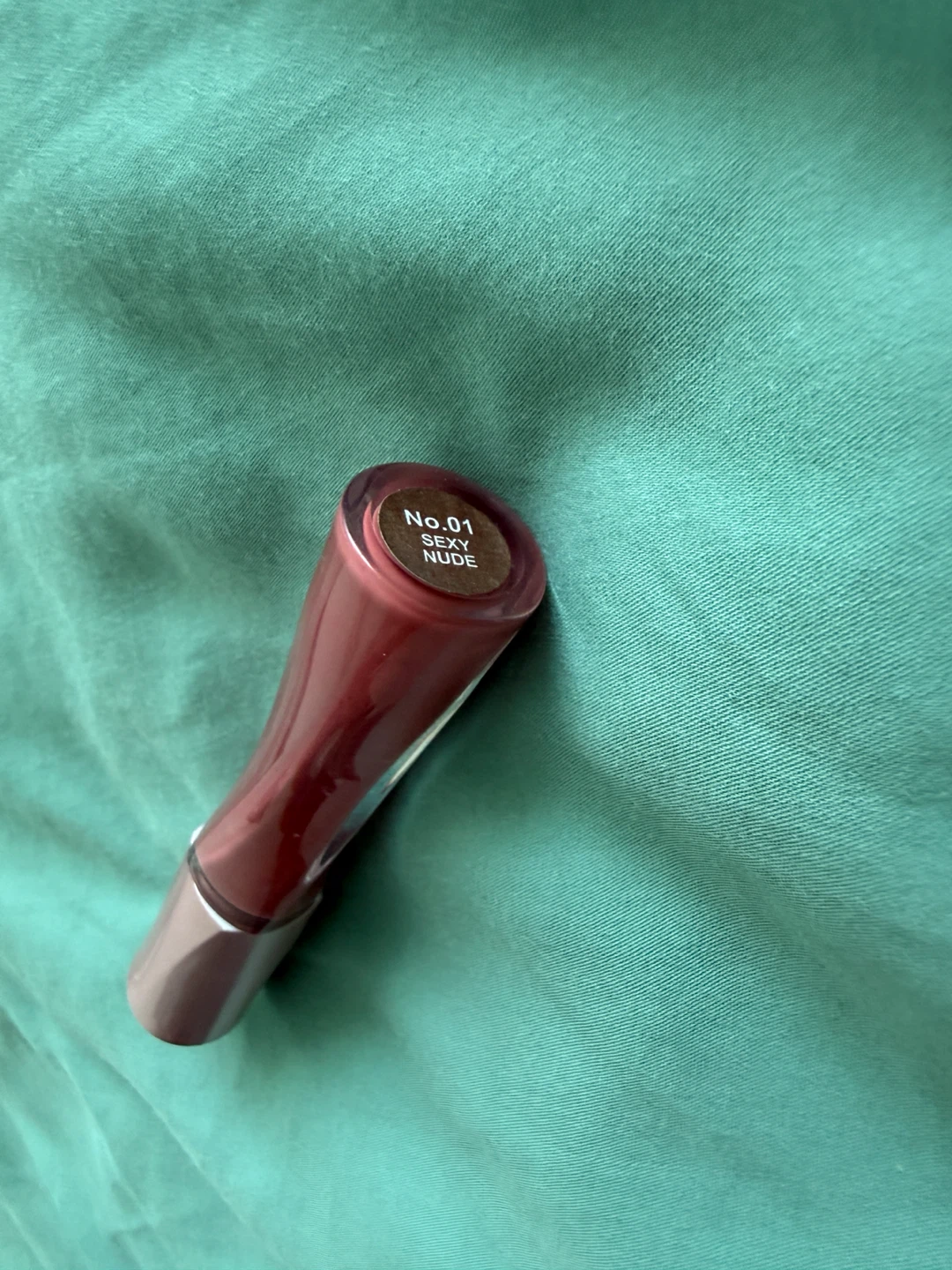 Beauty Cottage Les Débutantes Silky Soft Lip-Fix No. 01 - photo 4