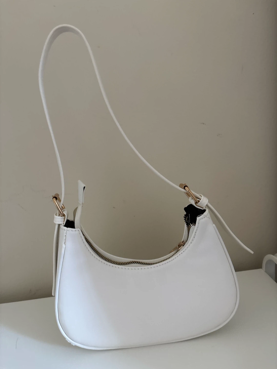 White Shoulder Bag