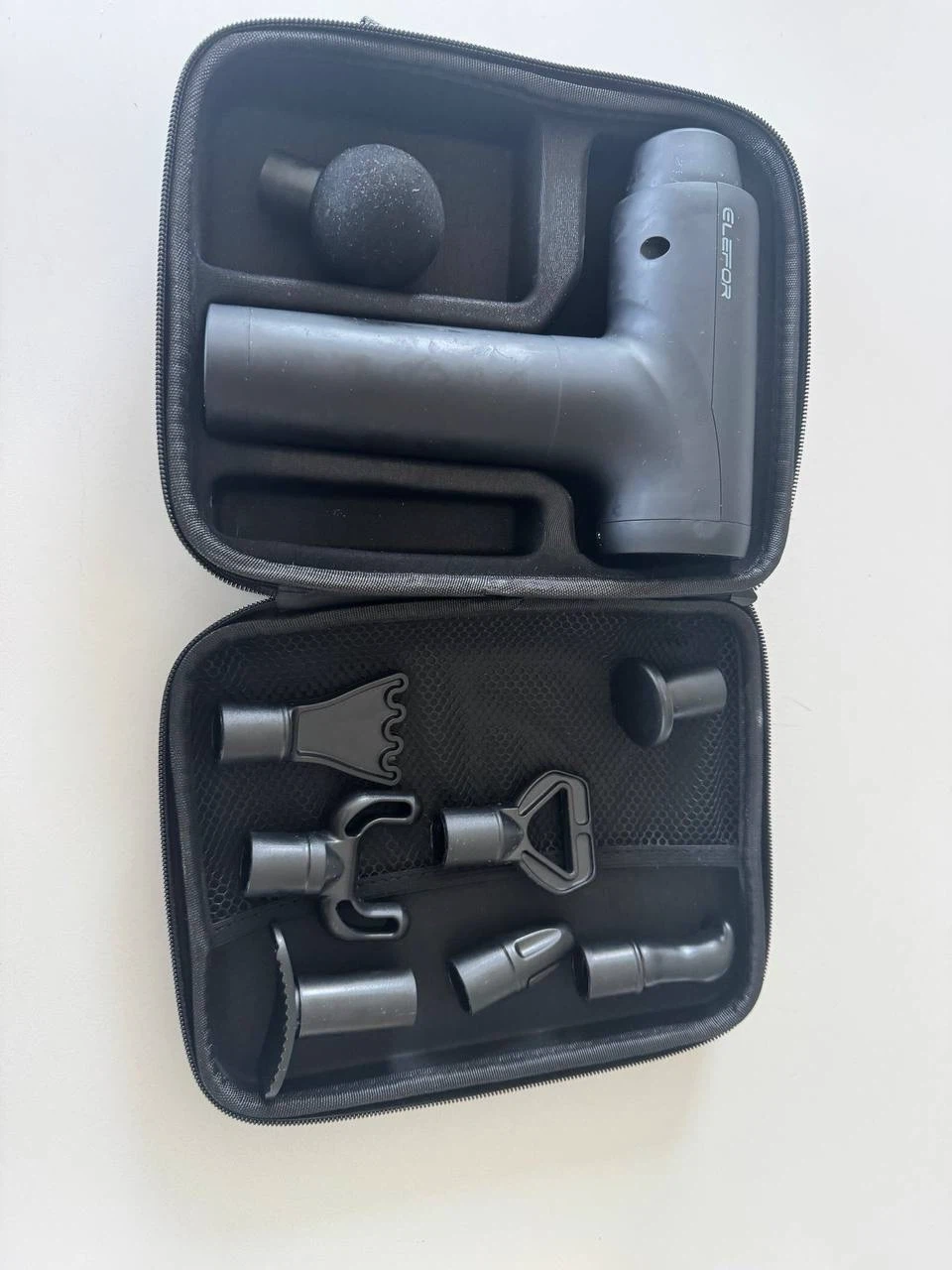 ELEFOR Massage Gun with Attachments - photo 2