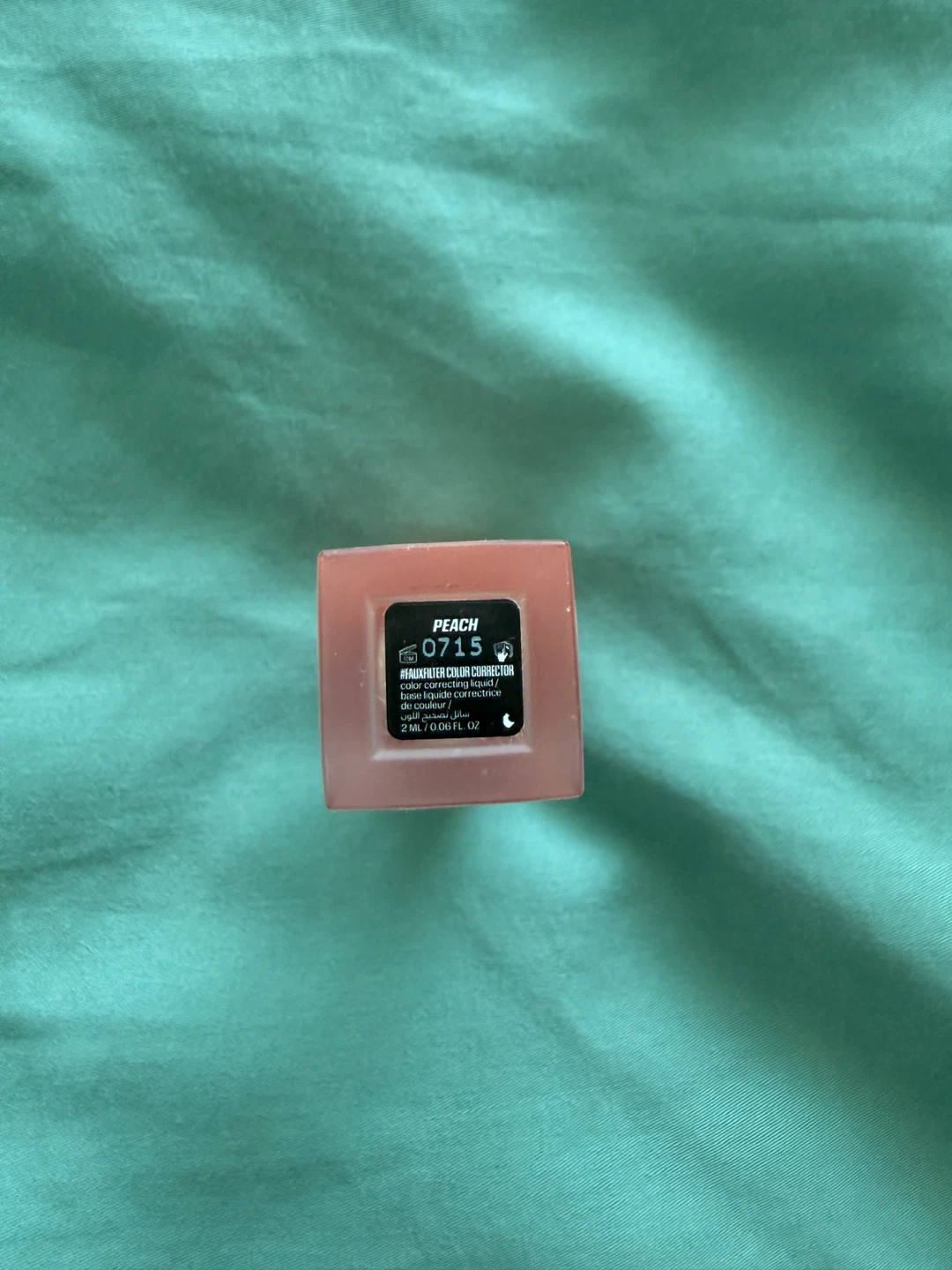 Huda Beauty Color Corrector Peach Mini Size 2 mL - photo 2