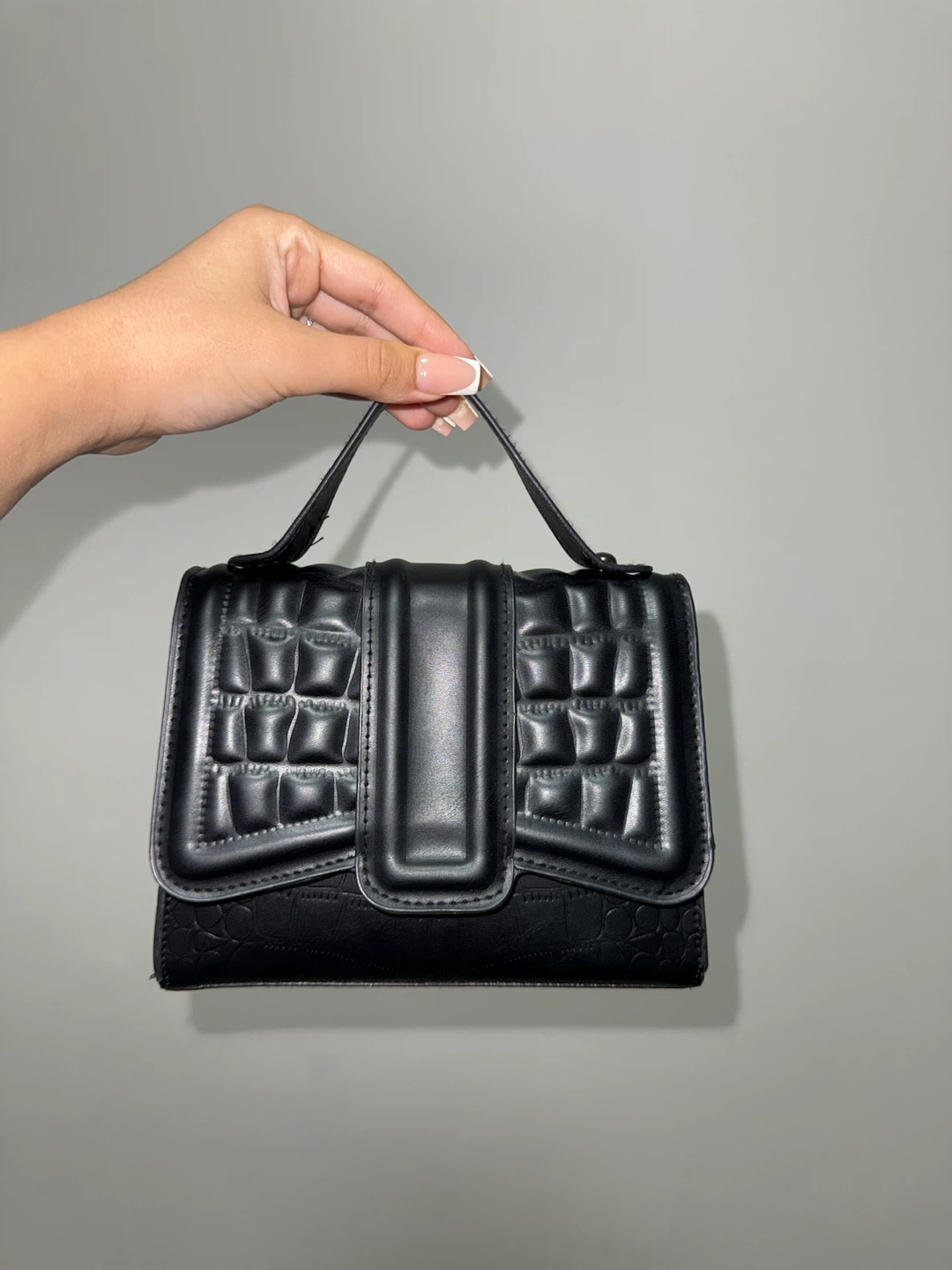 Black Croc-Embossed Top Handle Handbag + FREE Matching Wallet - photo 5