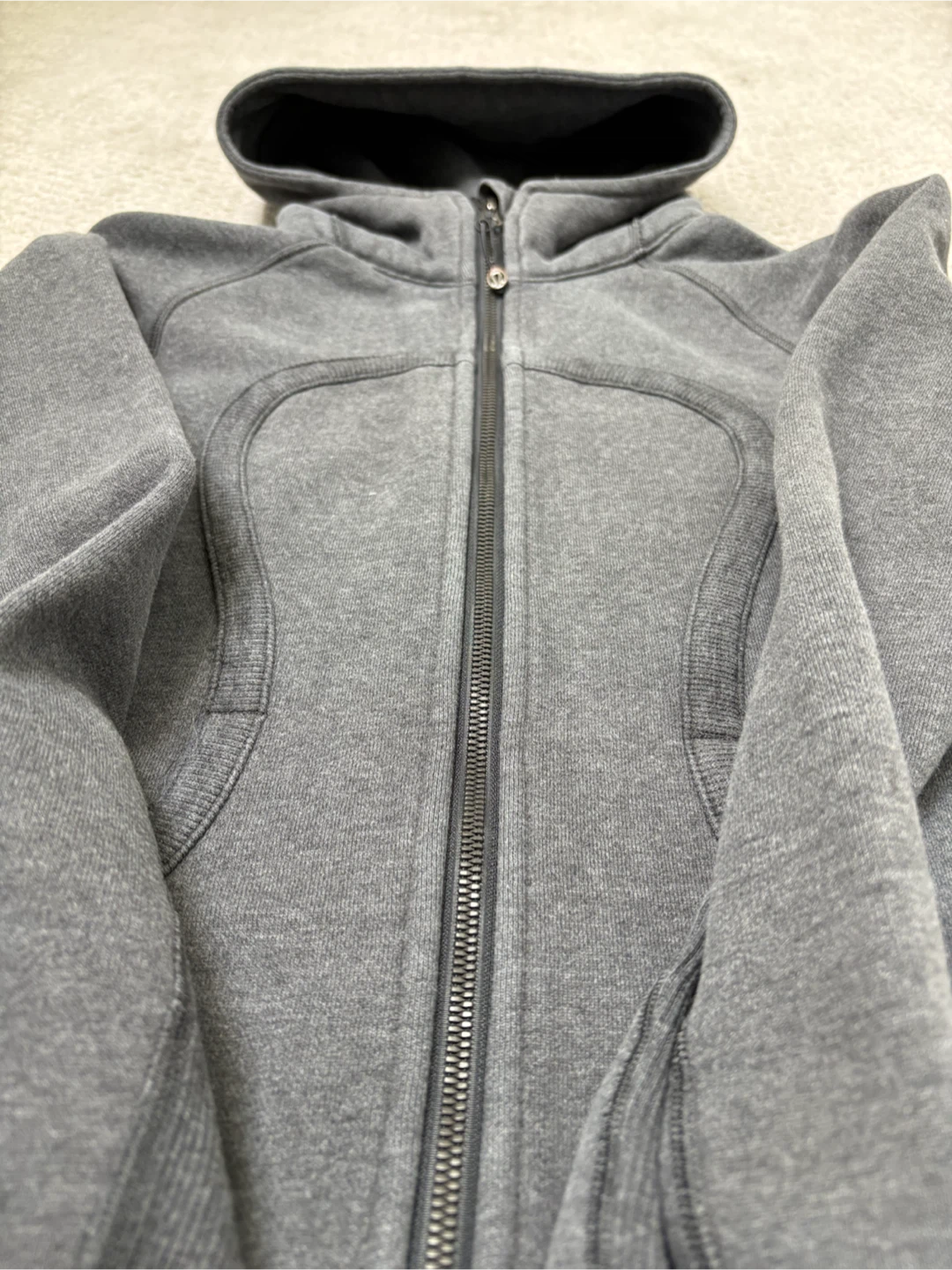 Lululemon Scuba Hoodie (heathered grey) - photo 3